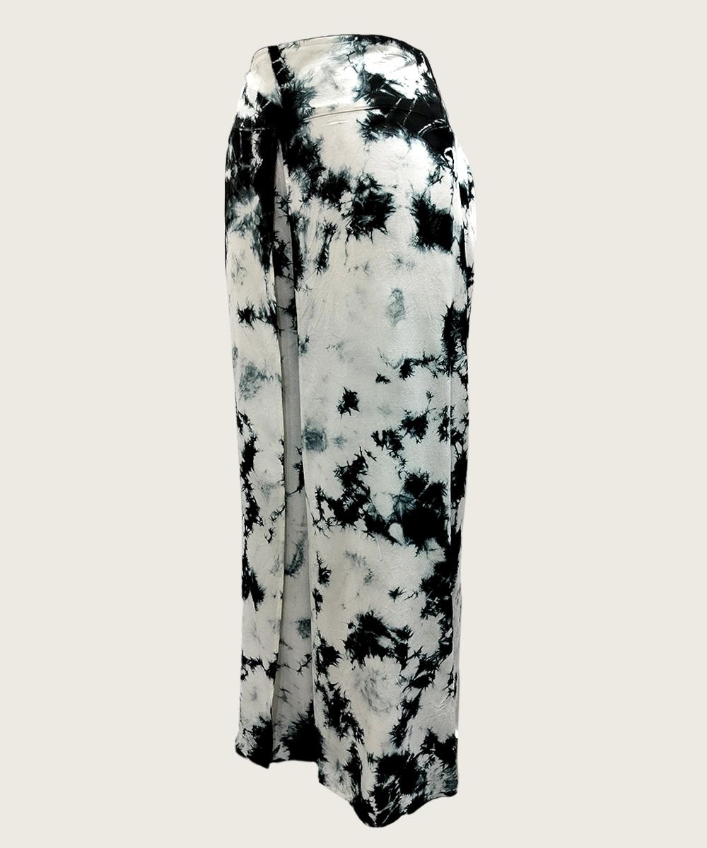 Women’s Stylish Flared Pleated Tie and Dye Rayon Pants SHP 2002 - Image 3