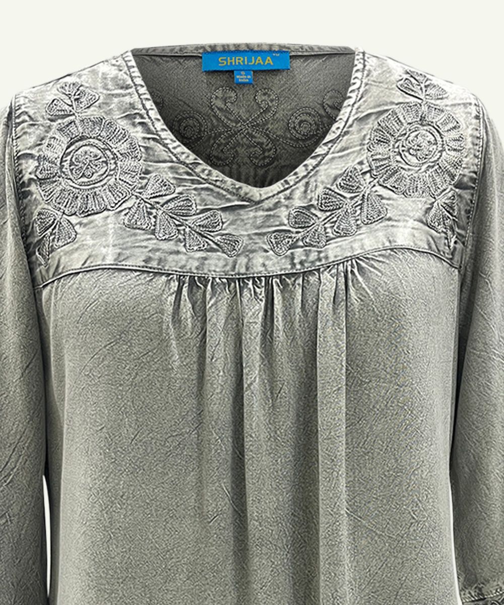 Women?s Beautiful Tops for Ladies V-Neckline Blouse SHT-1986 - Image 4